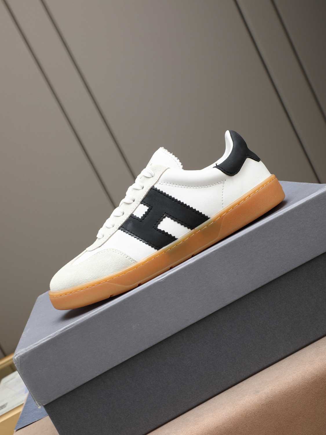 Hogan Platform CM Trainer Sneakers Colorway 3 1308340-3