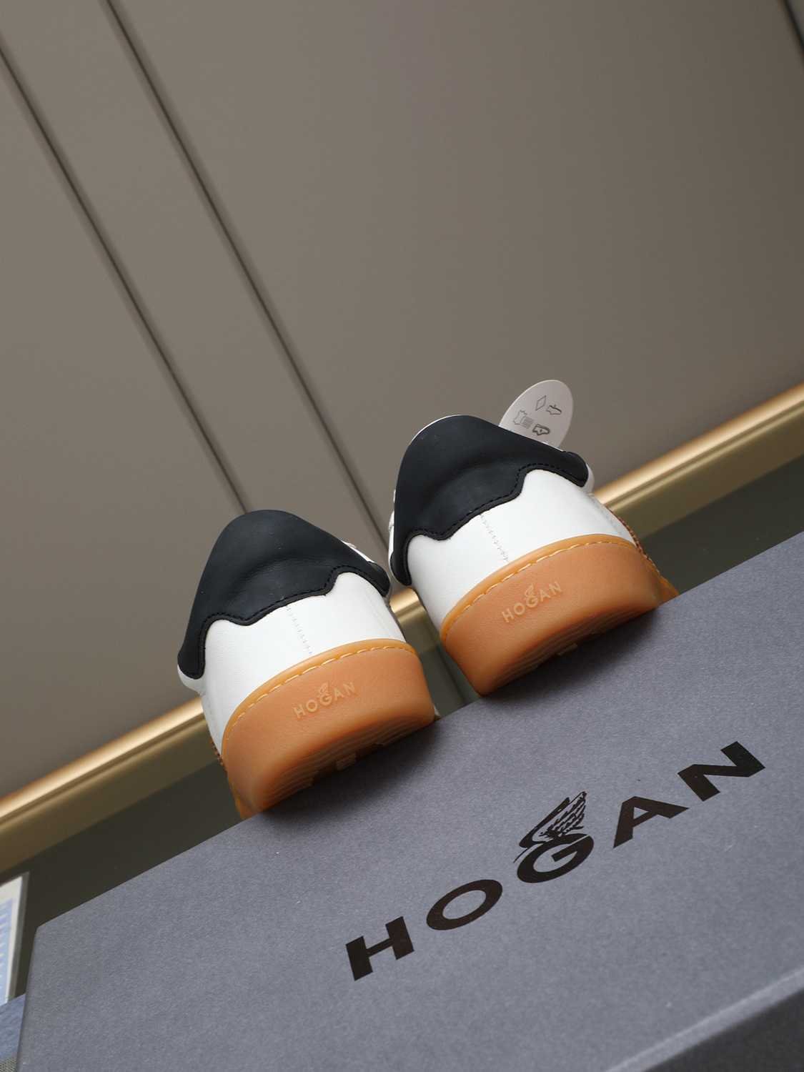 Hogan Platform CM Trainer Sneakers Colorway 2 1308340-2