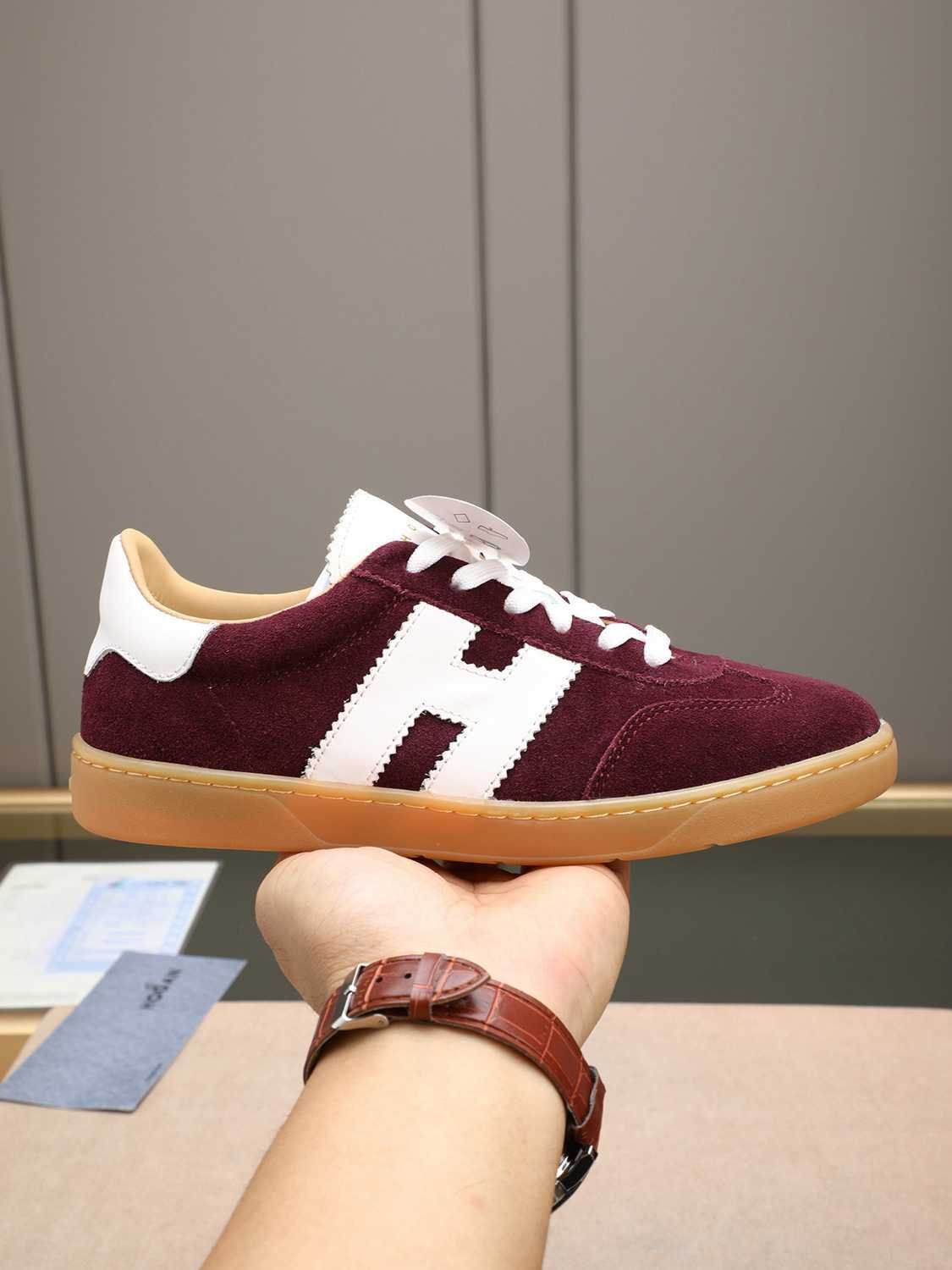 Hogan Platform CM Trainer Sneakers Colorway 1 1308340-1