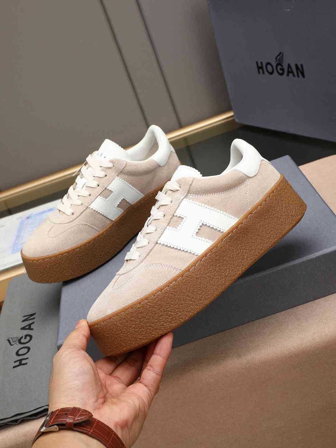 Hogan Women’s Platform H698 Trainer Sneakers Colorway 17 1308350-17