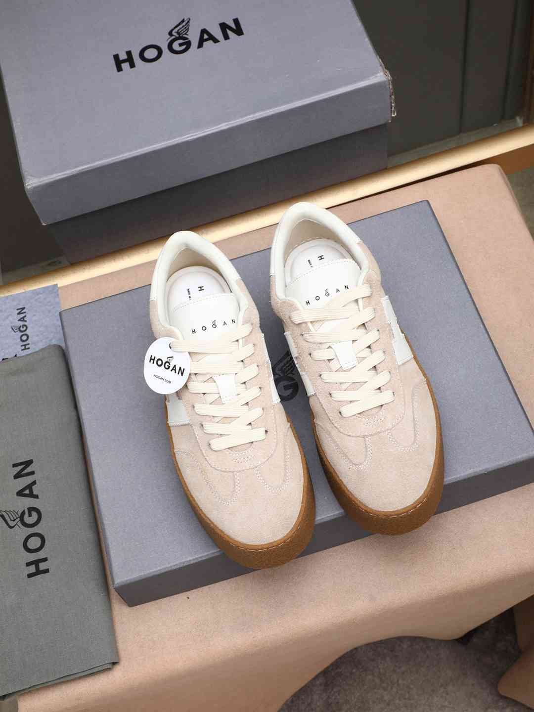 Hogan Women’s Platform H698 Trainer Sneakers Colorway 17 1308350-17