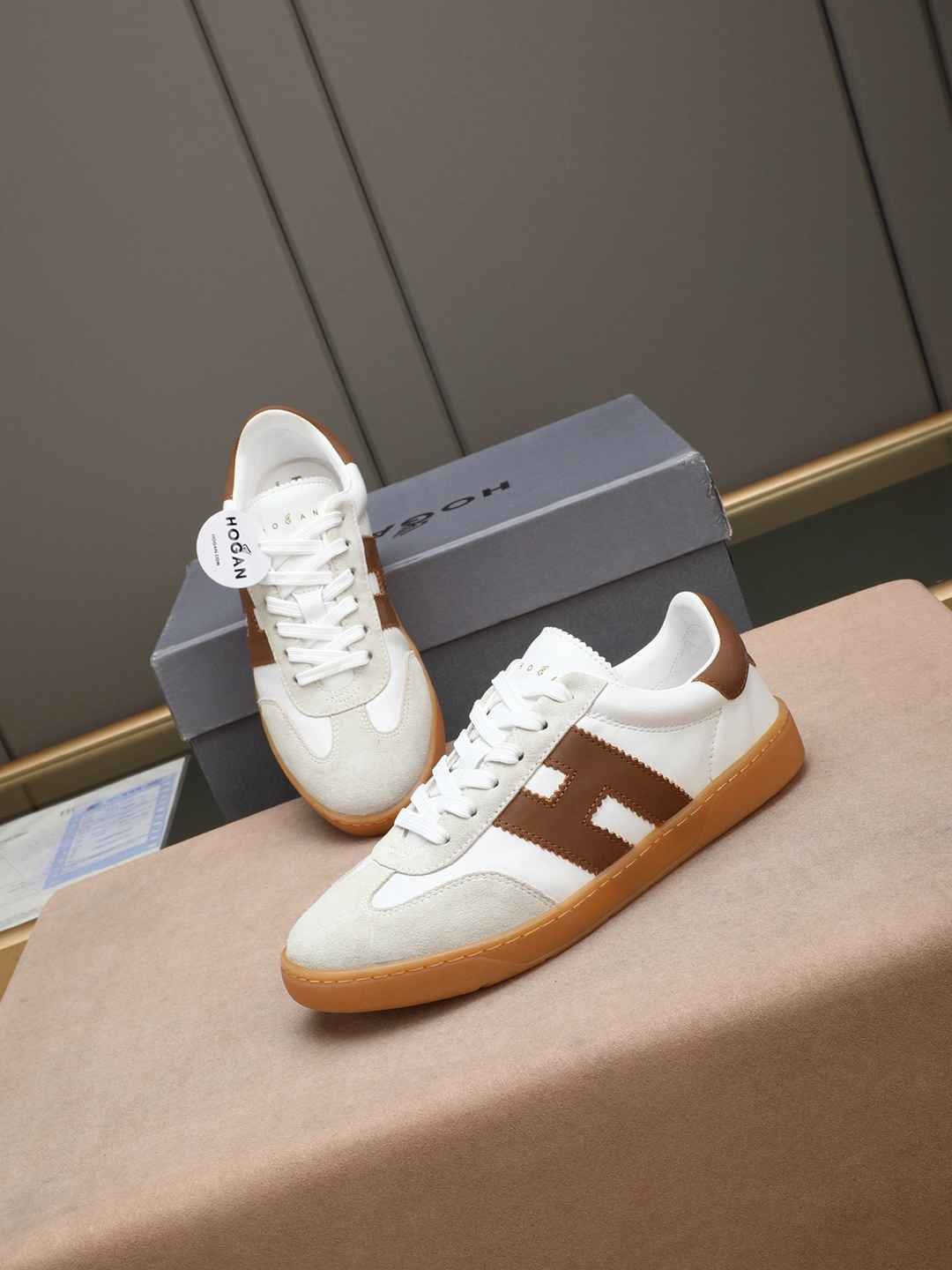 Hogan Platform CM Trainer Sneakers 1308340