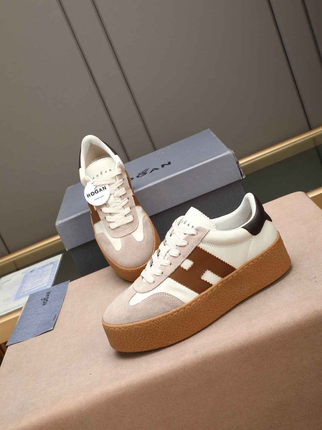 Hogan Women’s Platform H698 Trainer Sneakers Colorway 13 1308350-13