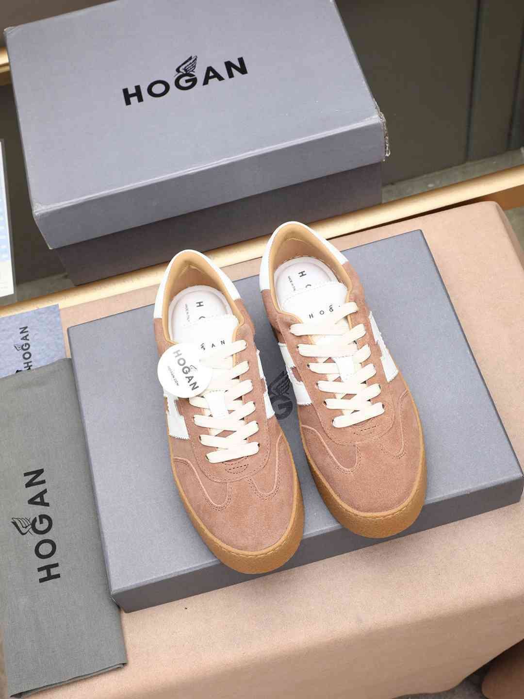 Hogan Women’s Platform H698 Trainer Sneakers Colorway 11 1308350-11