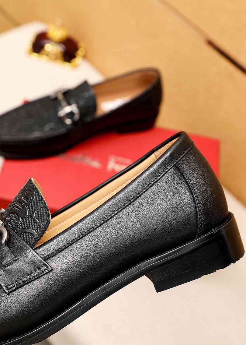 Versace Calfskin leather Dress Shoes Colorway 13 1615251-13