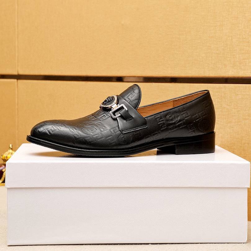 Versace Calfskin leather Dress Shoes Colorway 1 1615251-1