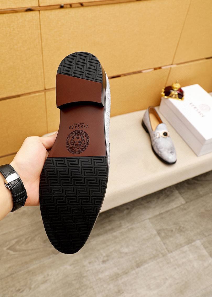 Versace Calfskin leather Dress Shoes 1615251