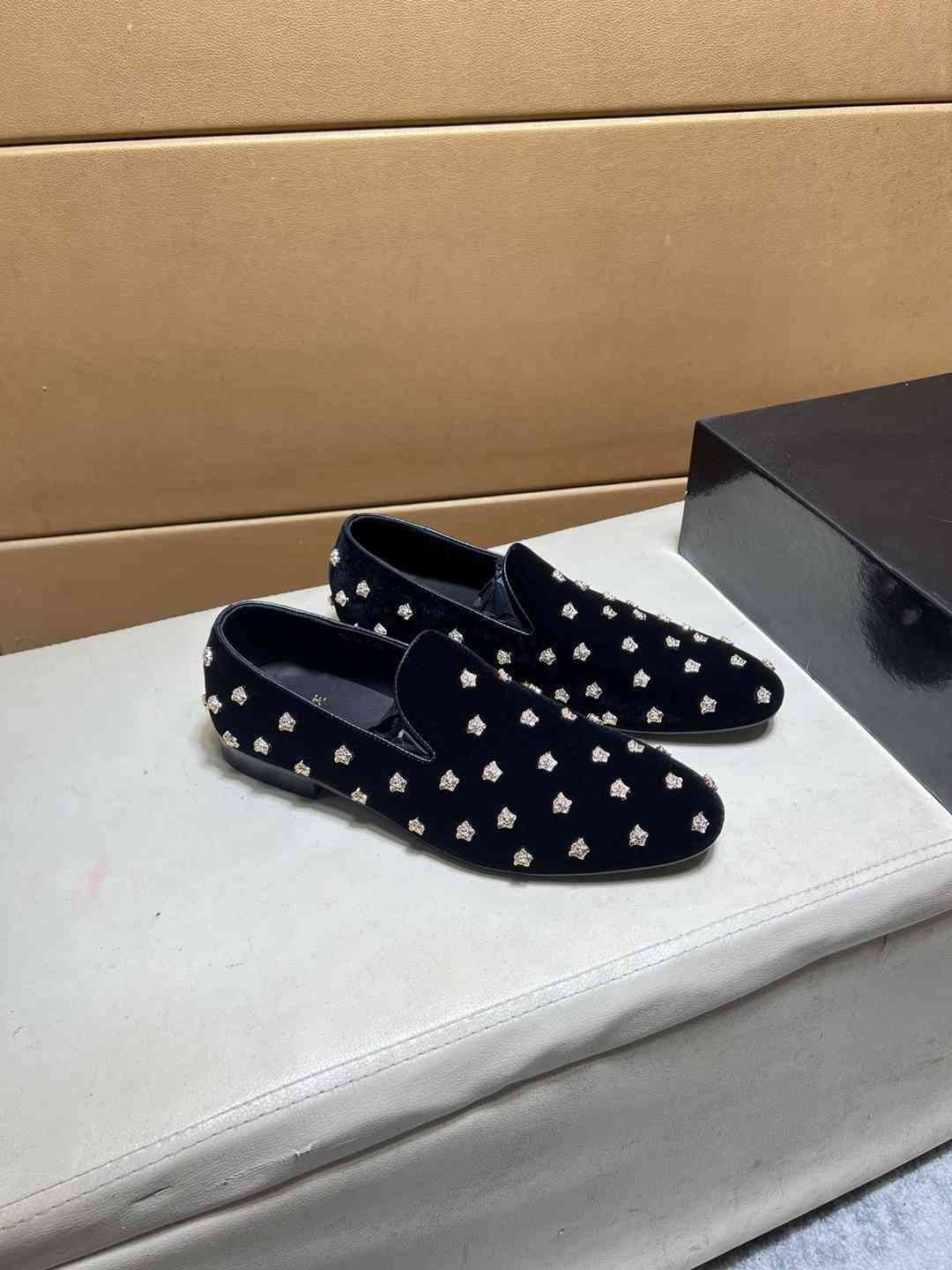 Versace Men’s logo rad Loafers Colorway 1 1031260-1