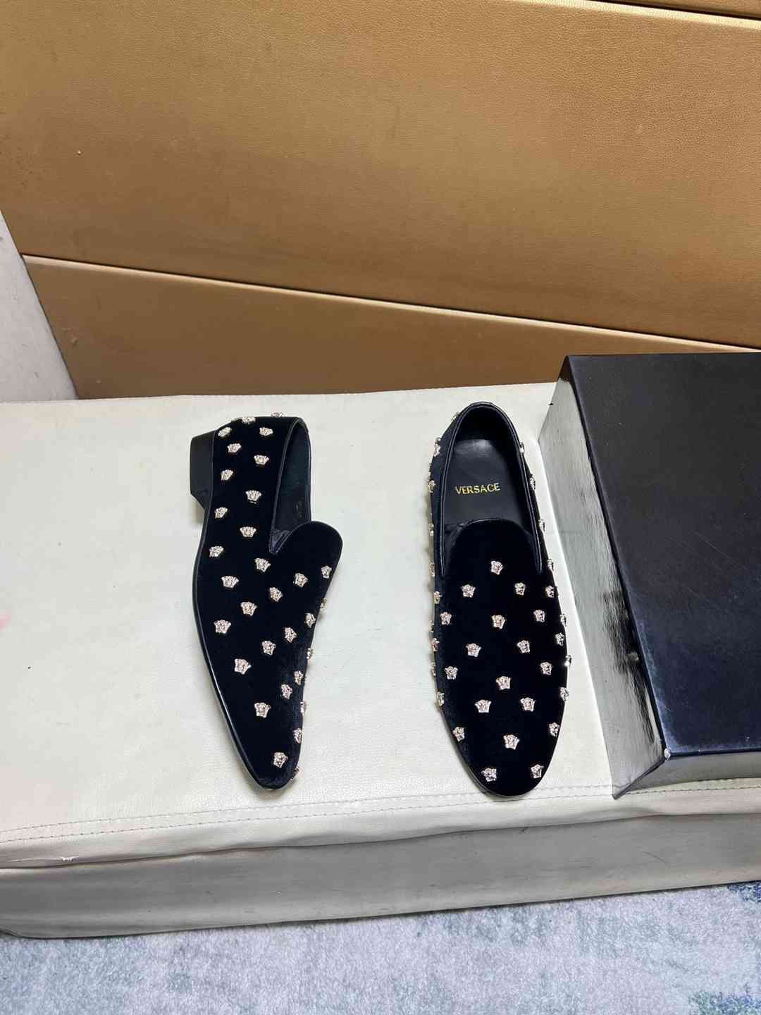 Versace Men’s logo rad Loafers Colorway 1 1031260-1