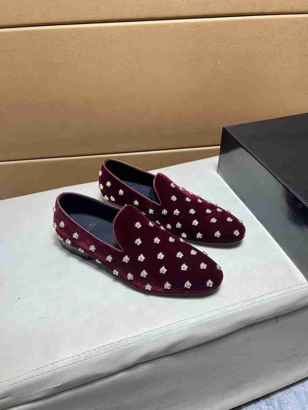 Versace Men’s logo rad Loafers 1031260