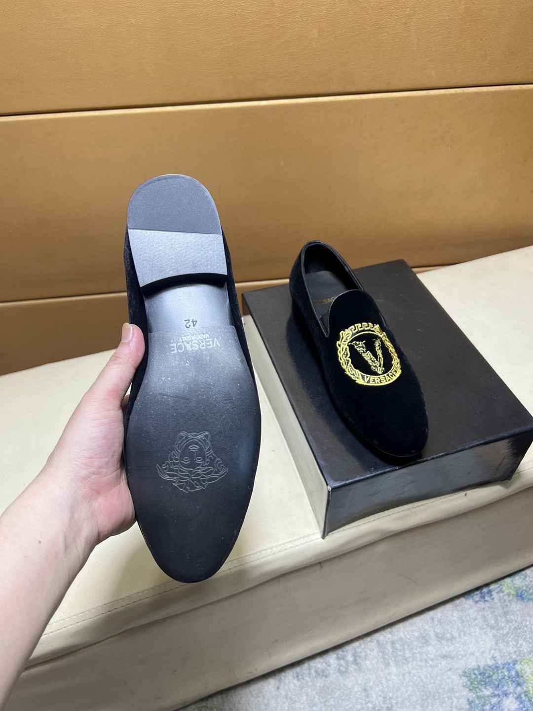 Versace Men’s logo rad Loafers Colorway 5 1031250-5