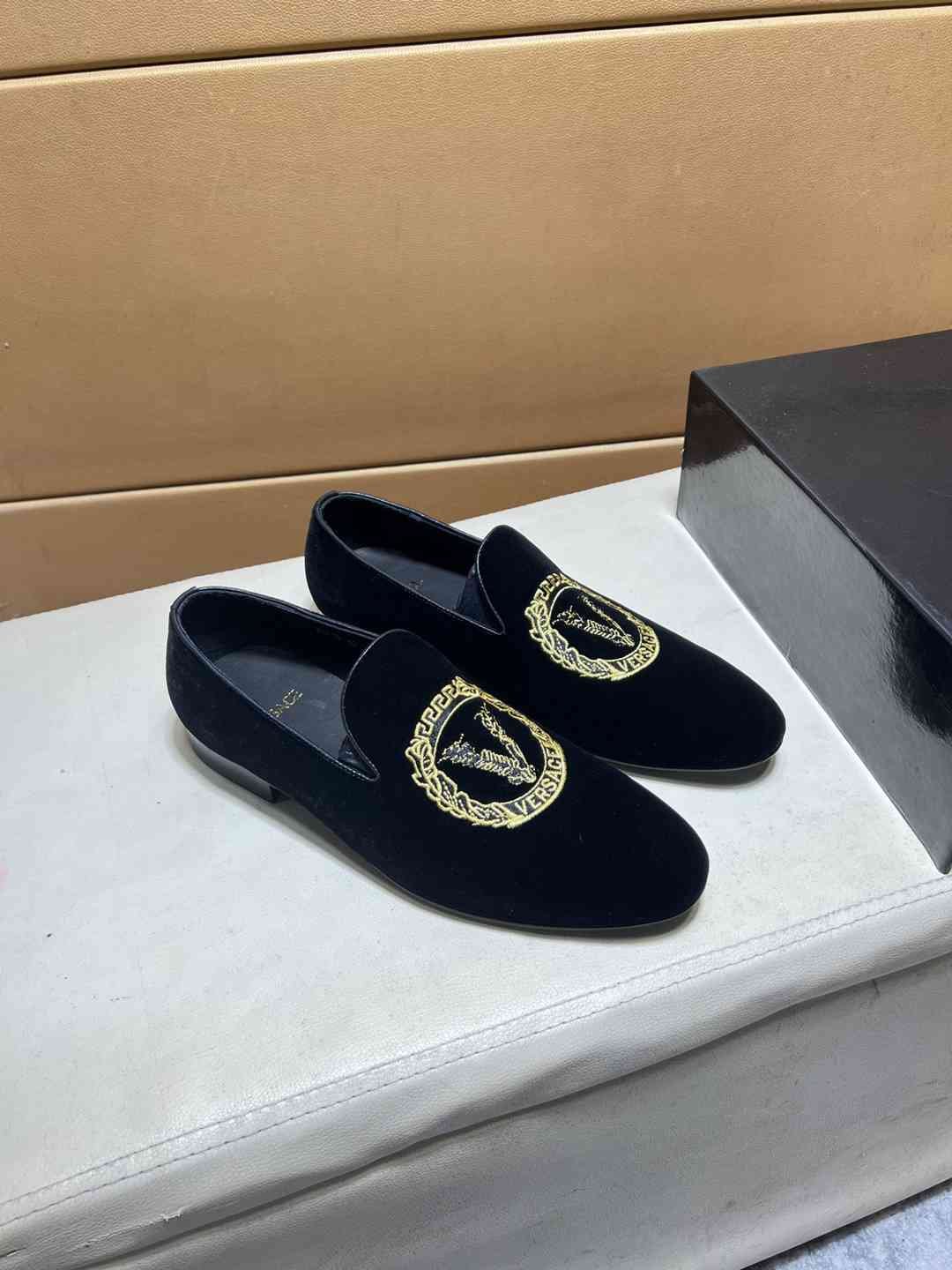 Versace Men’s logo rad Loafers Colorway 5 1031250-5