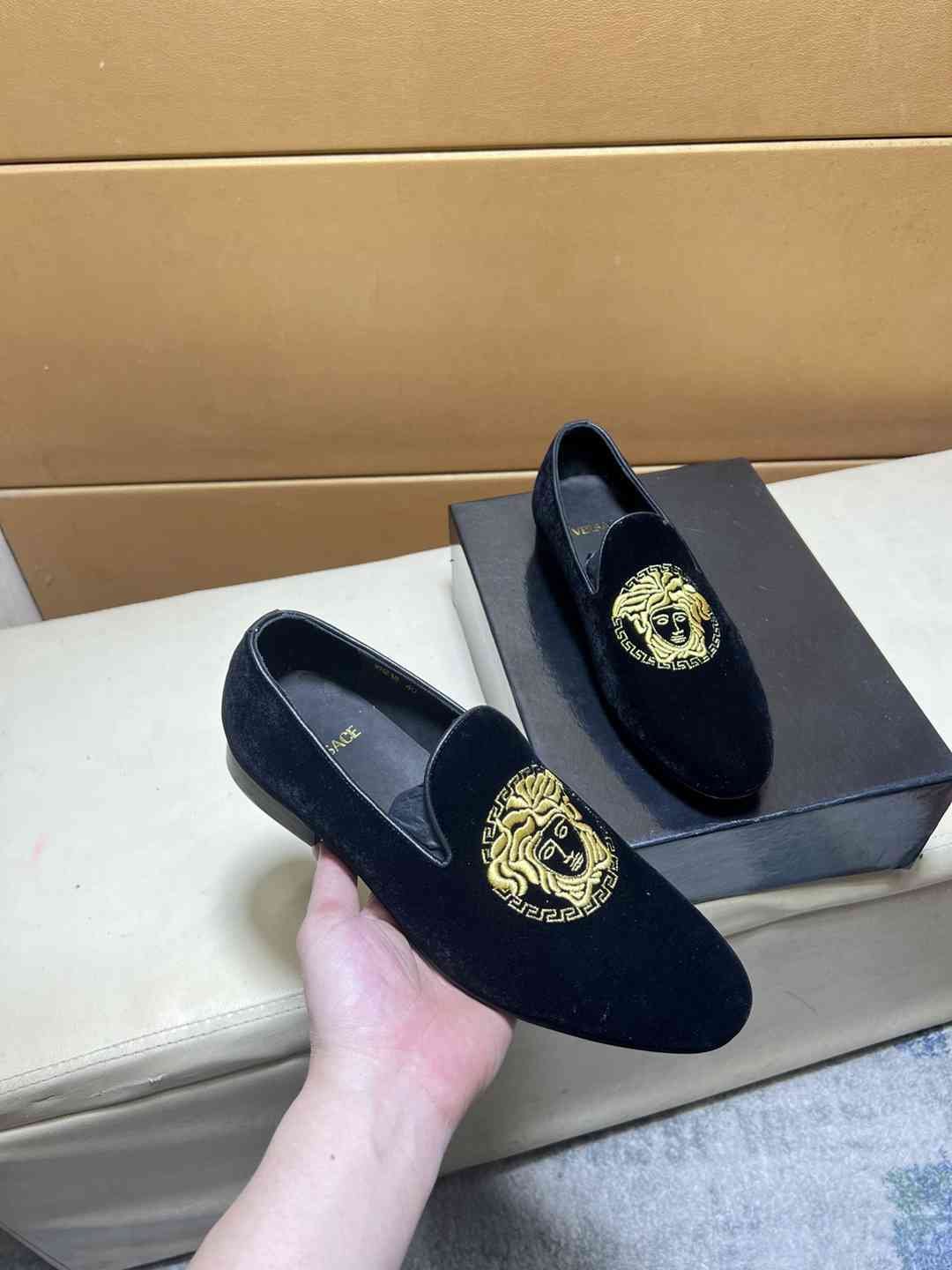 Versace Men's logo rad Loafers Colorway 4 1031250-4