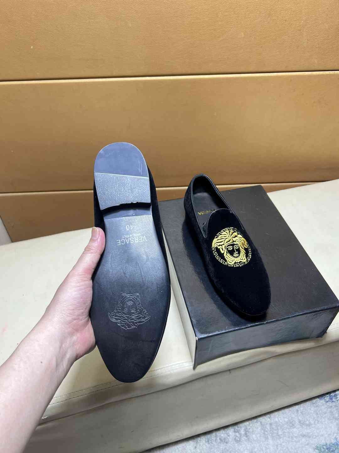 Versace Men’s logo rad Loafers Colorway 4 1031250-4