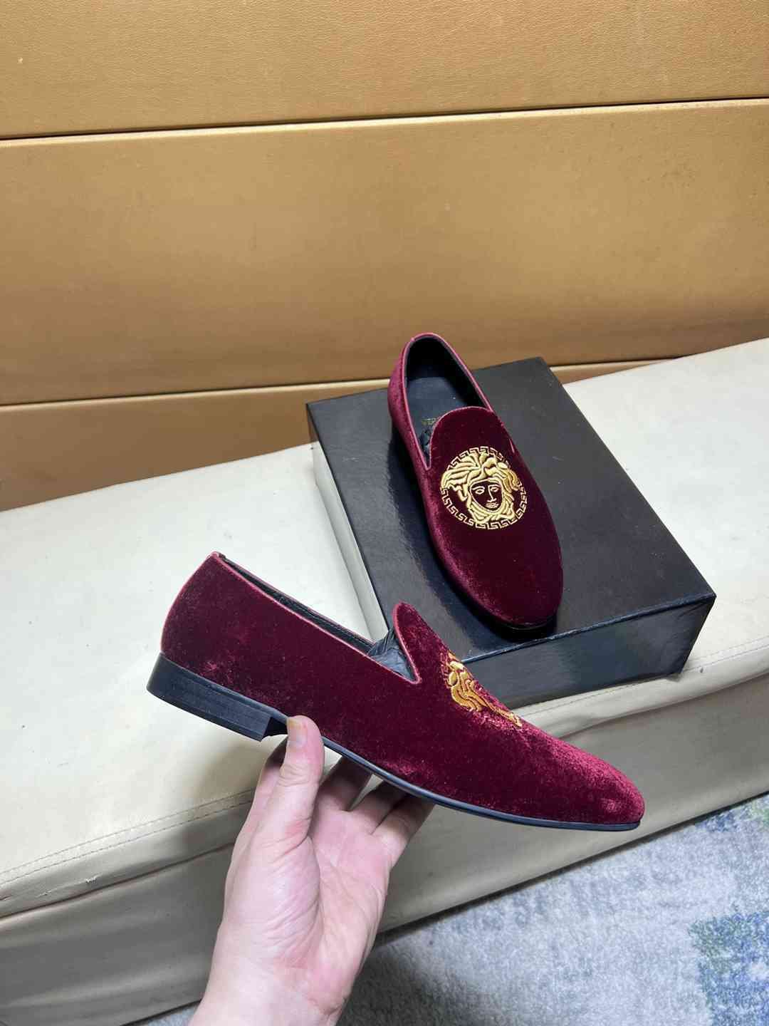 Versace Men’s logo rad Loafers Colorway 3 1031250-3