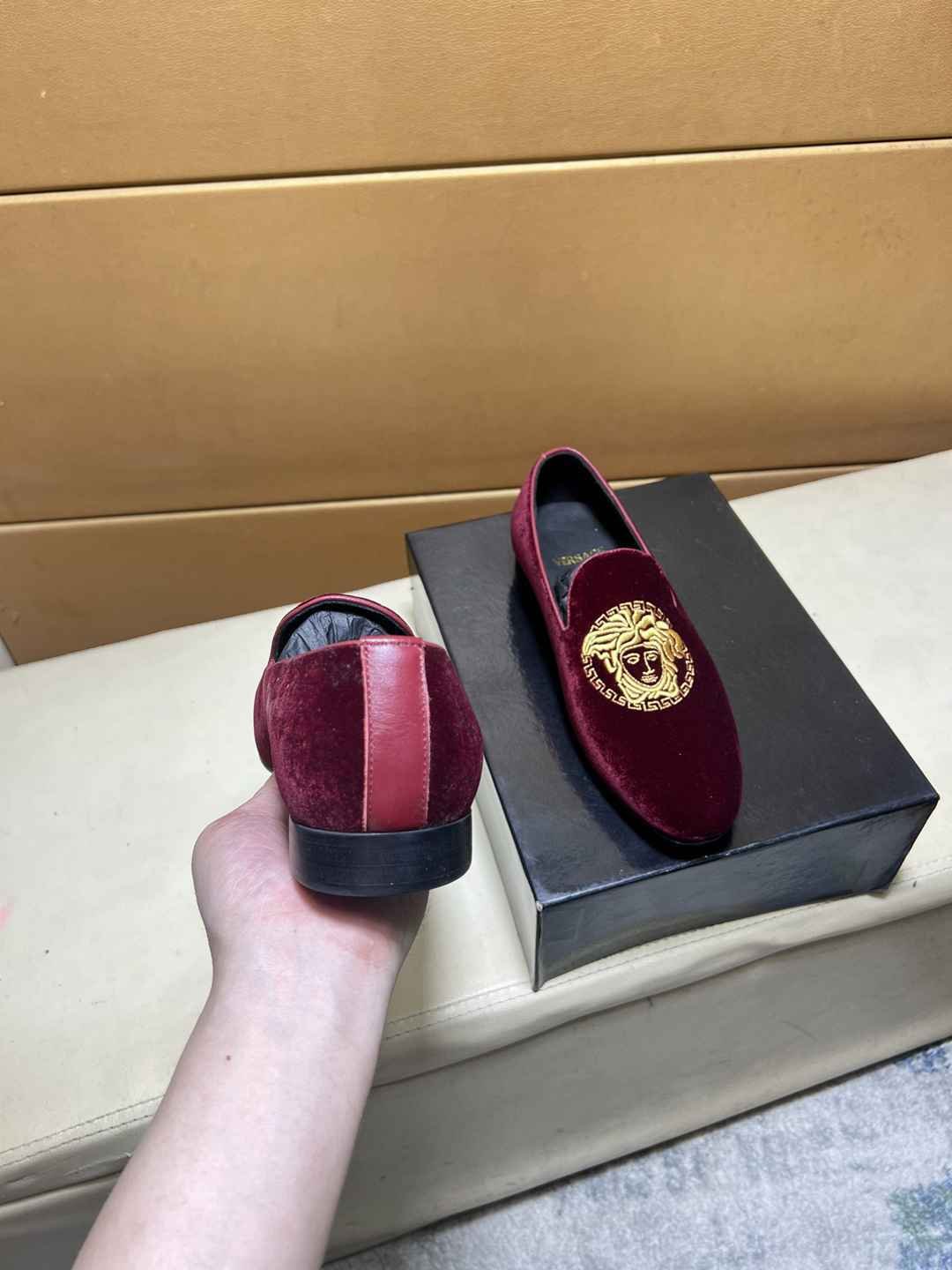 Versace Men’s logo rad Loafers Colorway 3 1031250-3