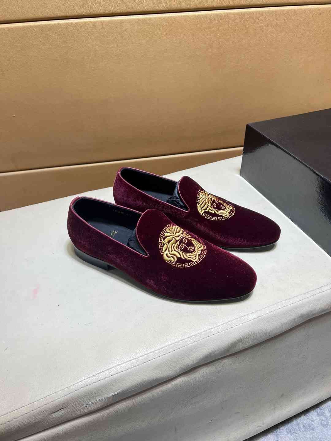 Versace Men’s logo rad Loafers Colorway 3 1031250-3