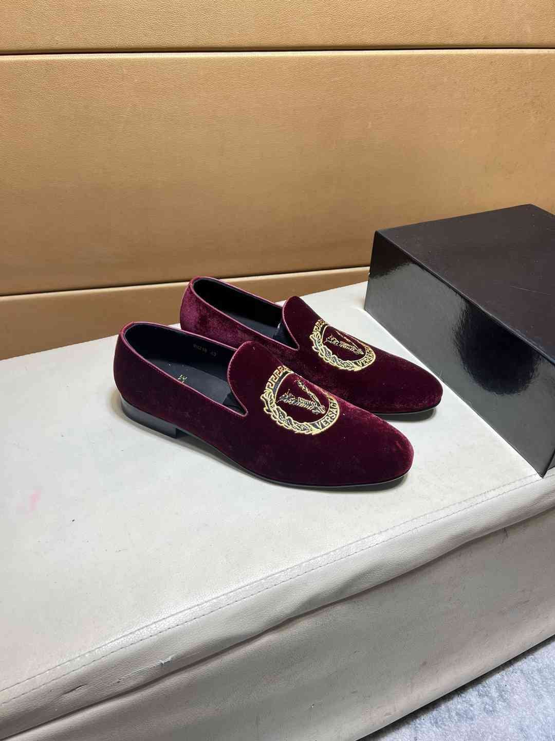 Versace Men’s logo rad Loafers Colorway 2 1031250-2