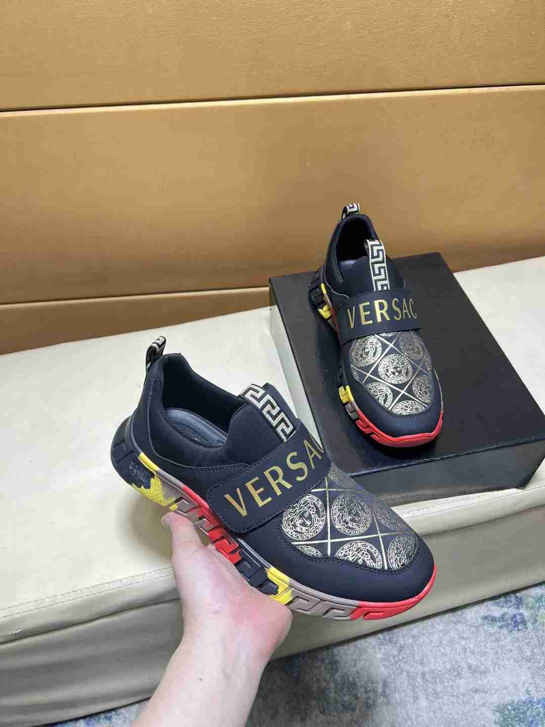 Versace Men's Court Sneakers 1031220