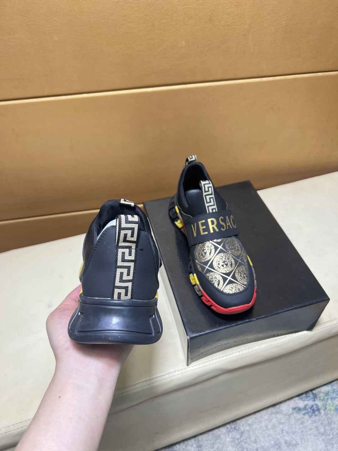Versace Men’s Court Sneakers 1031220