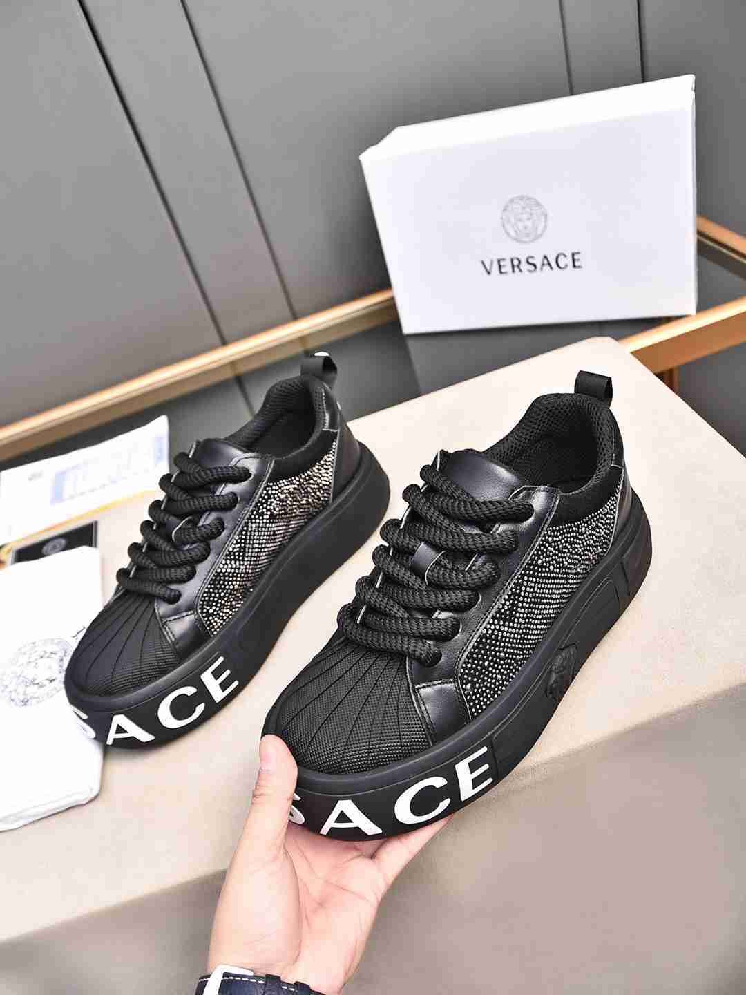 Versace Men’s Leather Low-Top Sneakers Colorway 3 1308290-3