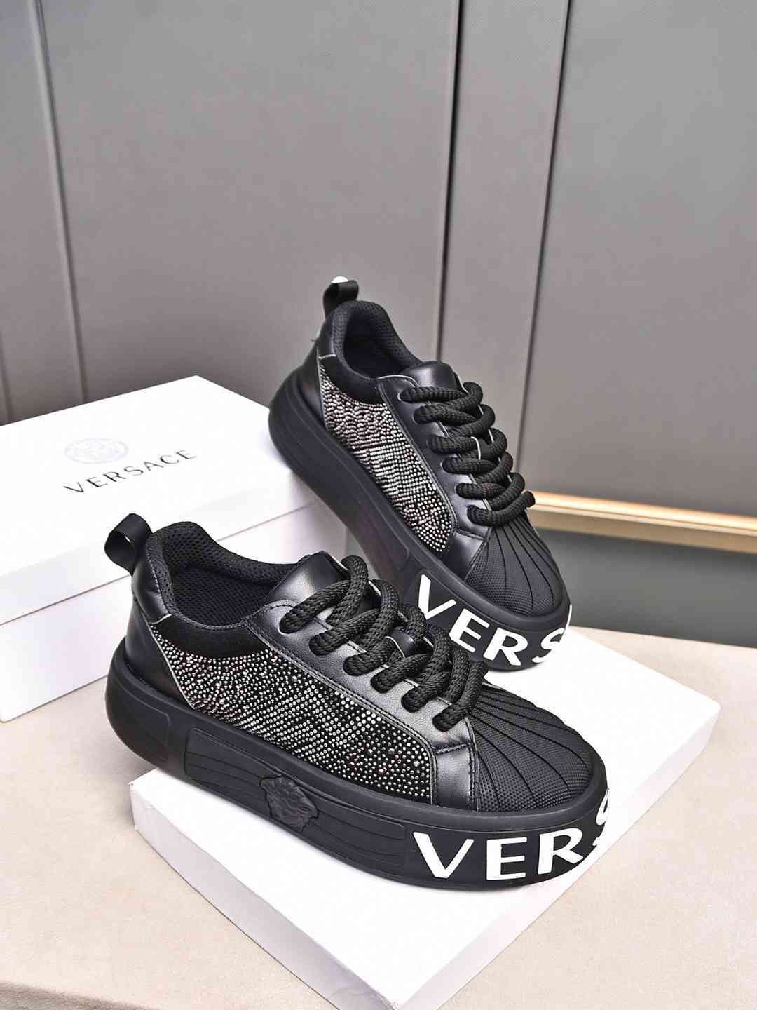 Versace Men’s Leather Low-Top Sneakers Colorway 3 1308290-3