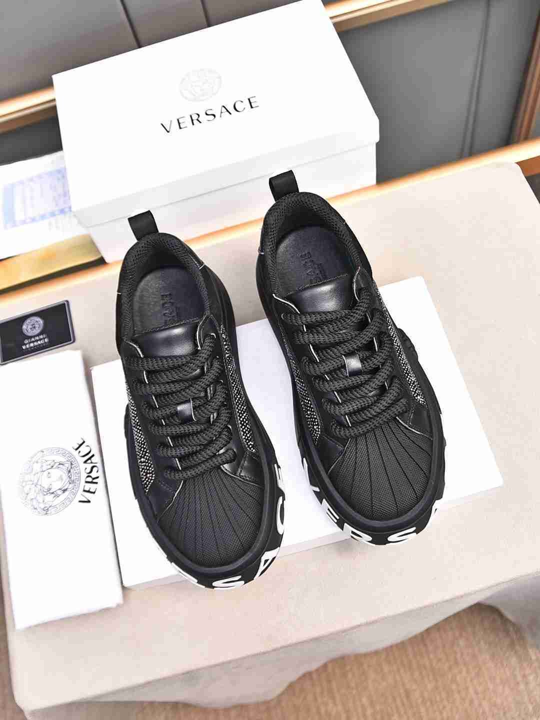 Versace Men’s Leather Low-Top Sneakers Colorway 3 1308290-3