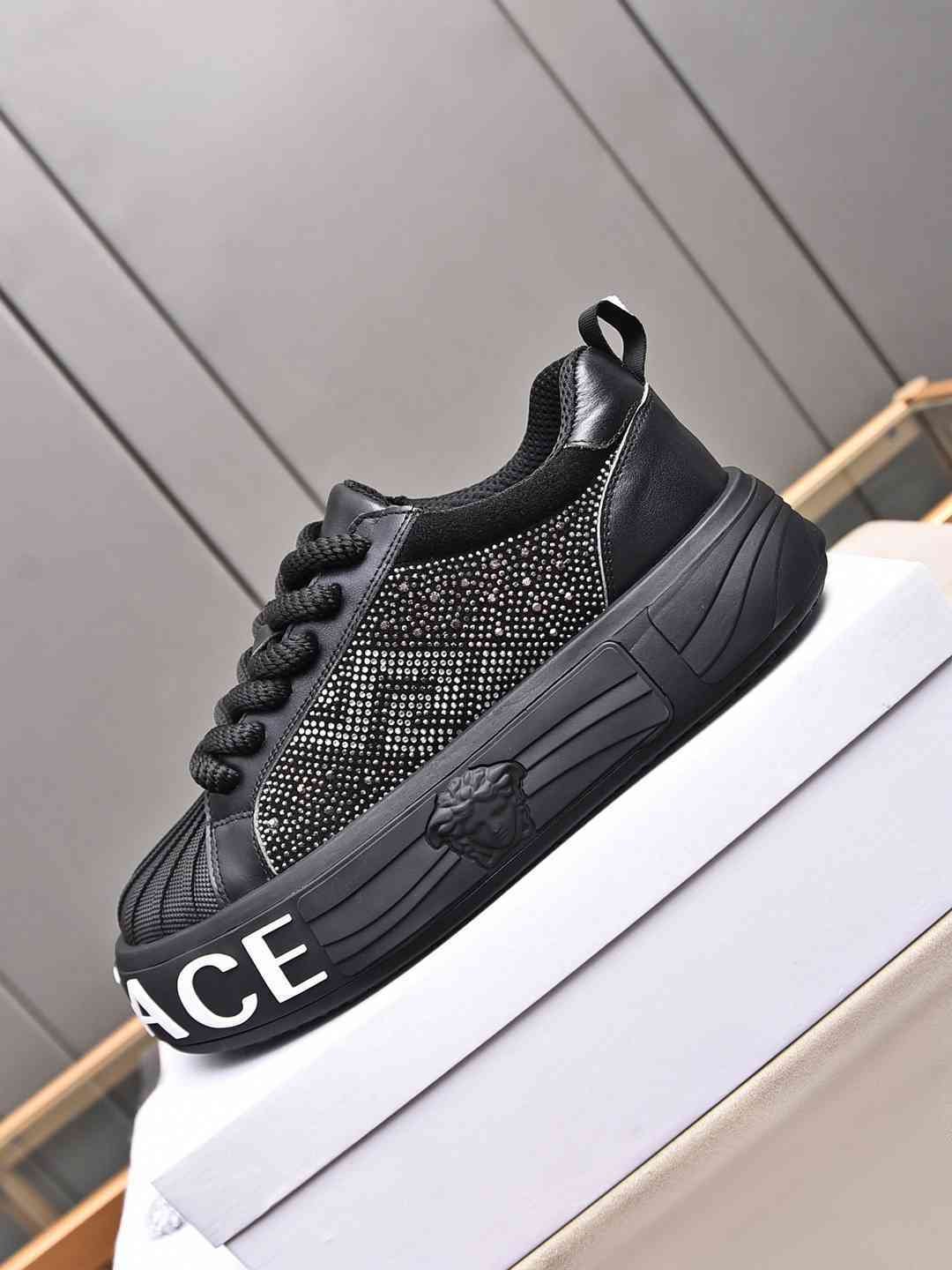 Versace Men’s Leather Low-Top Sneakers Colorway 3 1308290-3