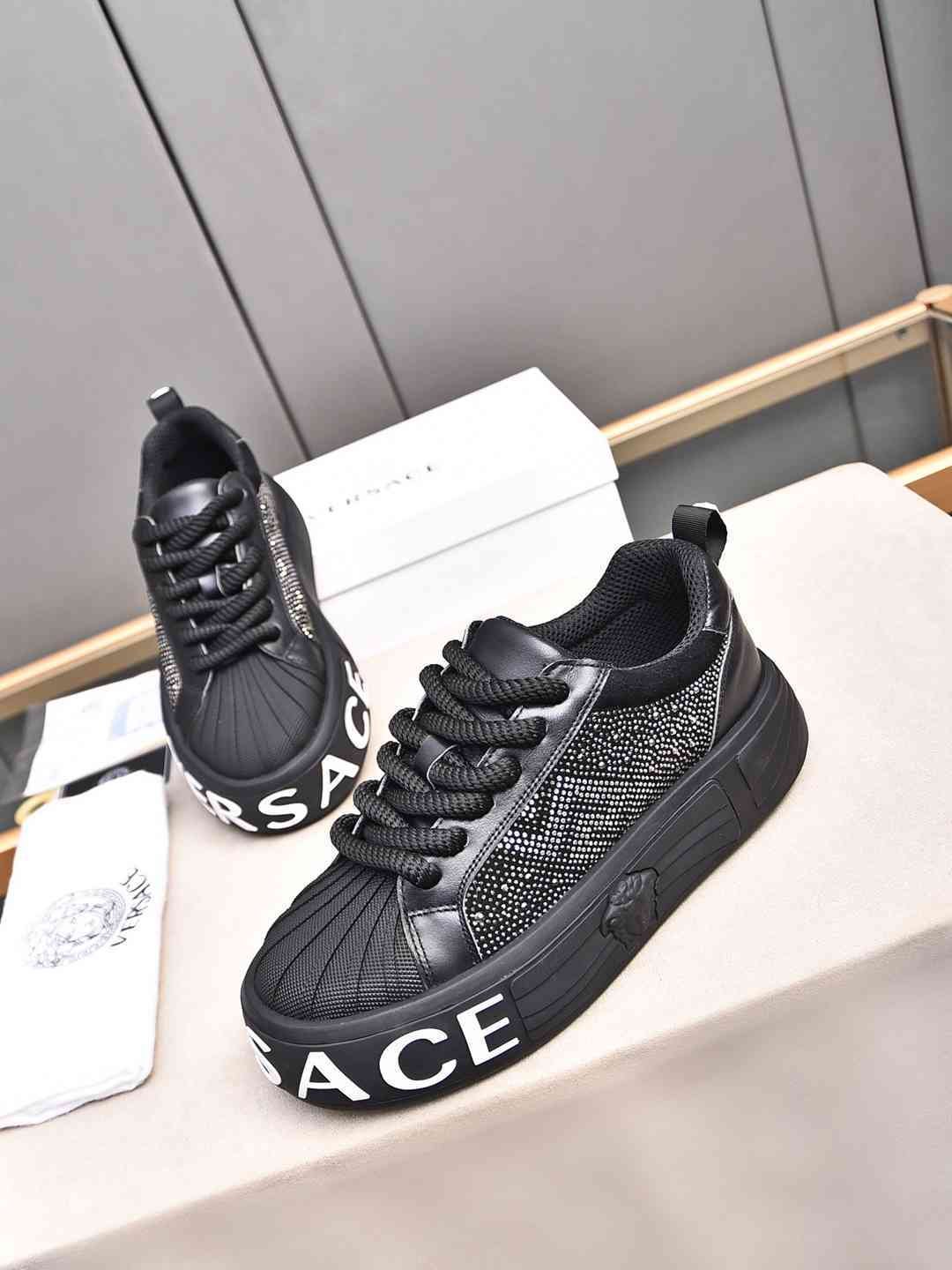Versace Men’s Leather Low-Top Sneakers Colorway 3 1308290-3