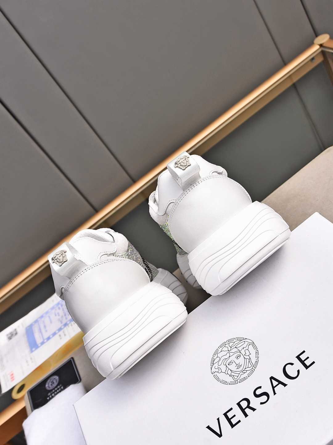 Versace Men’s Leather Low-Top Sneakers Colorway 2 1308290-2