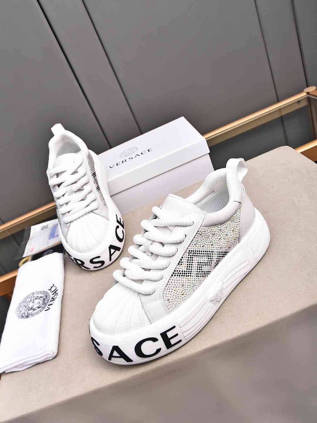 Versace Men’s Leather Low-Top Sneakers Colorway 2 1308290-2