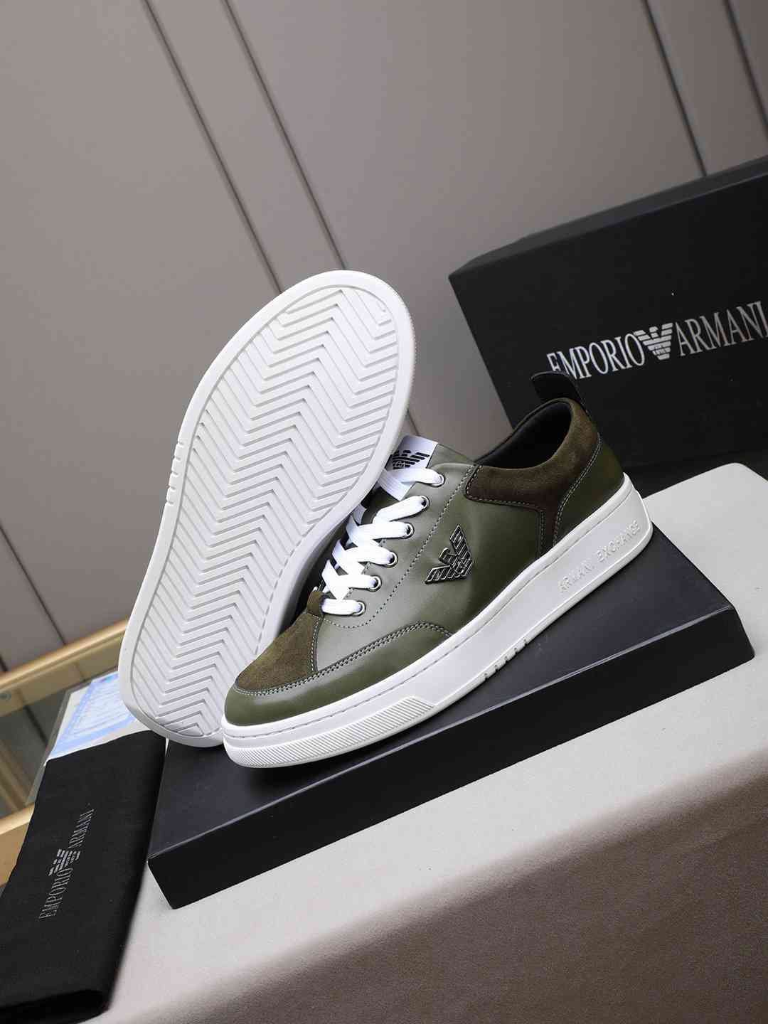Armani Men’s GIORGIO logo Casual Sneakers Colorway 15 1308230-15