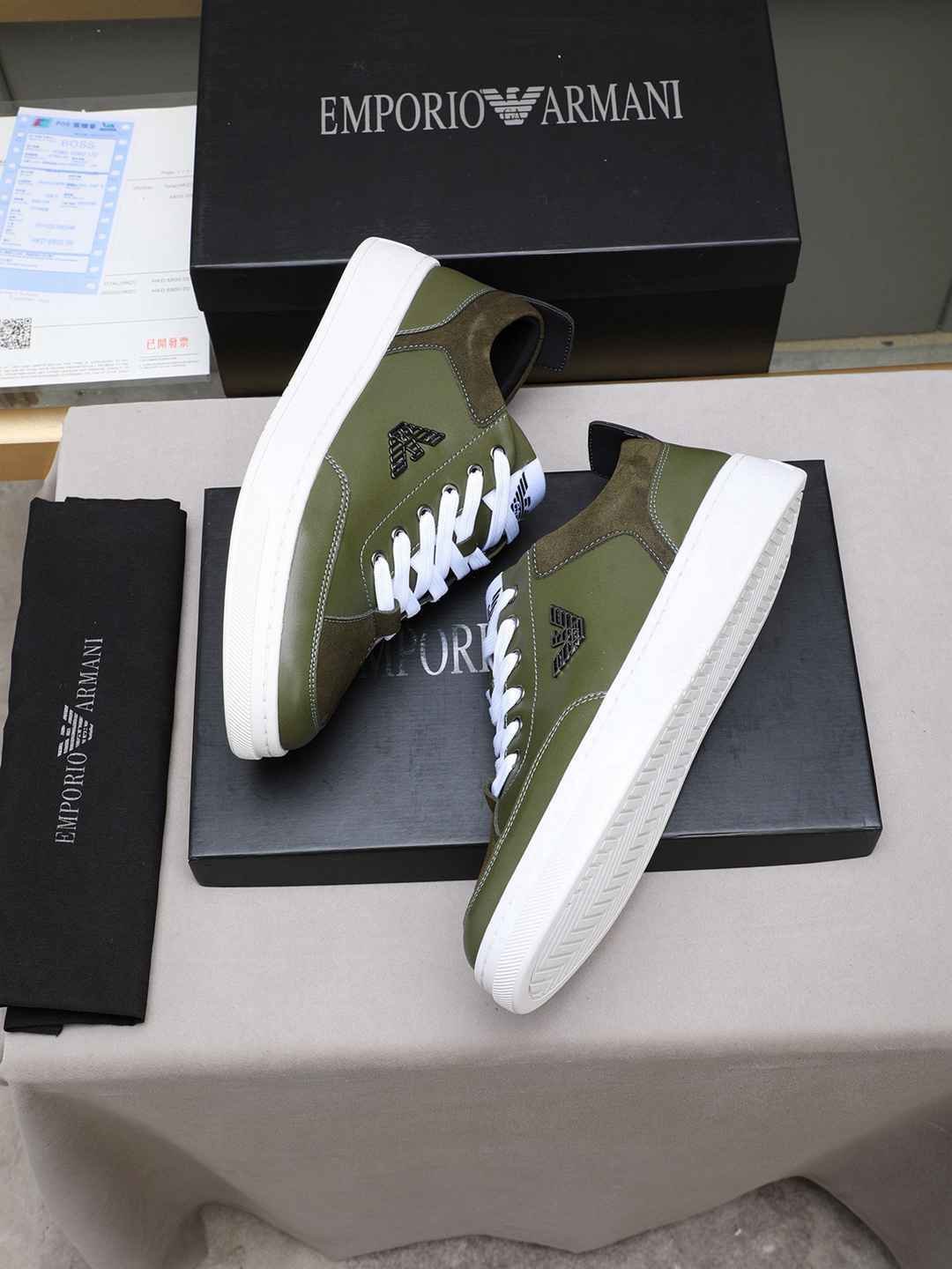 Armani Men’s GIORGIO logo Casual Sneakers Colorway 15 1308230-15