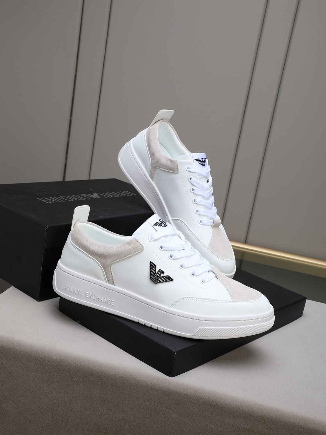 Armani Men’s GIORGIO logo Casual Sneakers Colorway 13 1308230-13