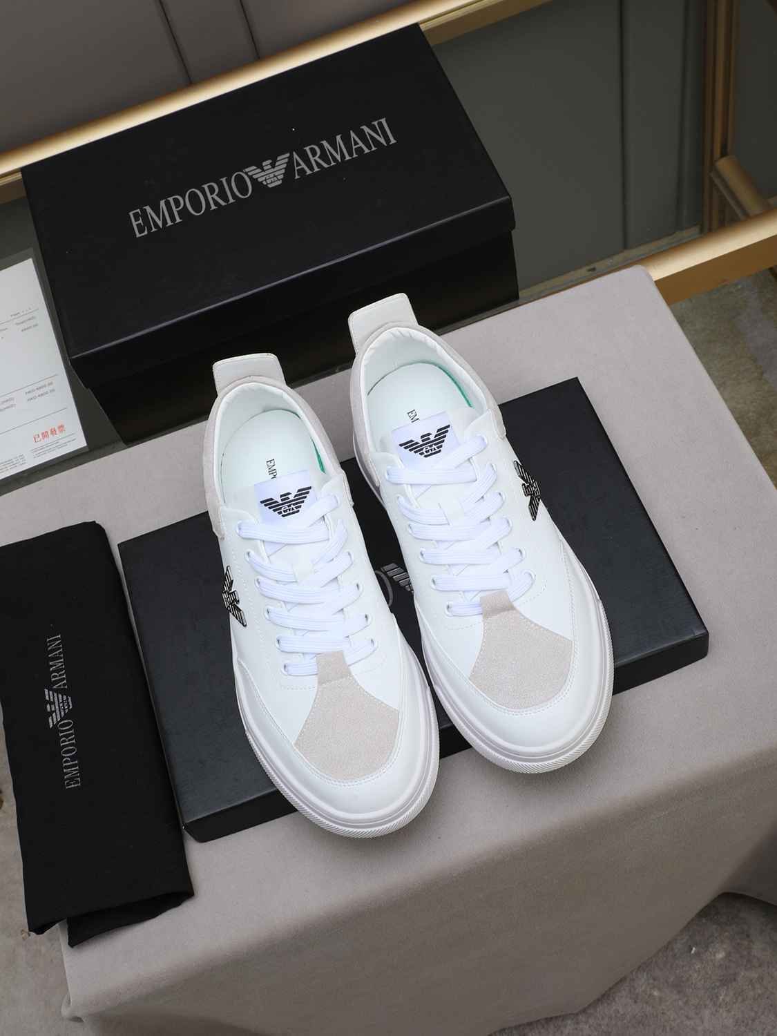 Armani Men’s GIORGIO logo Casual Sneakers Colorway 13 1308230-13