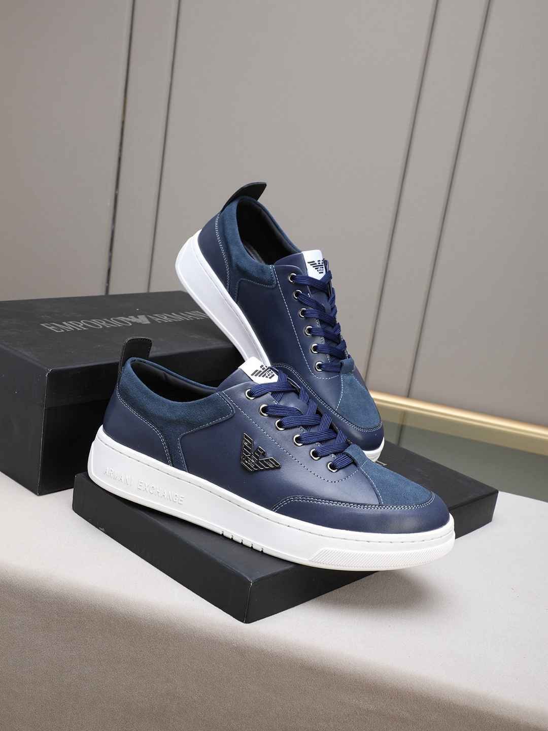 Armani Men’s GIORGIO logo Casual Sneakers Colorway 12 1308230-12