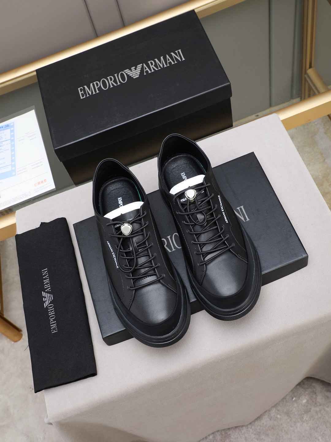 Armani Men’s GIORGIO logo Casual Sneakers Colorway 11 1308230-11