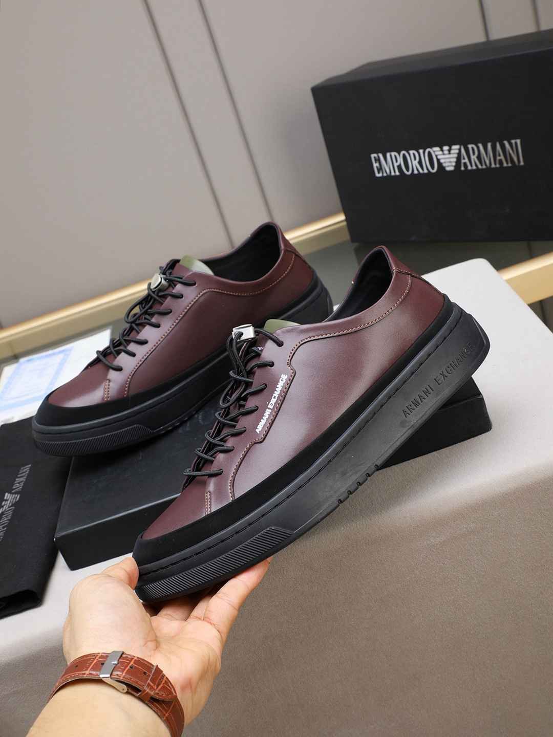 Armani Men’s GIORGIO logo Casual Sneakers Colorway 10 1308230-10