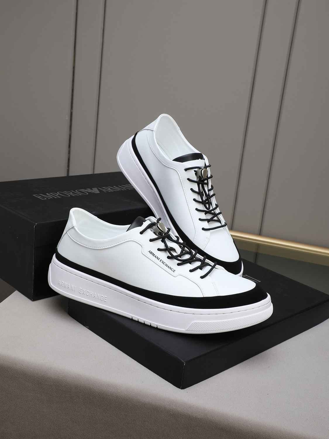 Armani Men’s GIORGIO logo Casual Sneakers Colorway 9 1308230-9