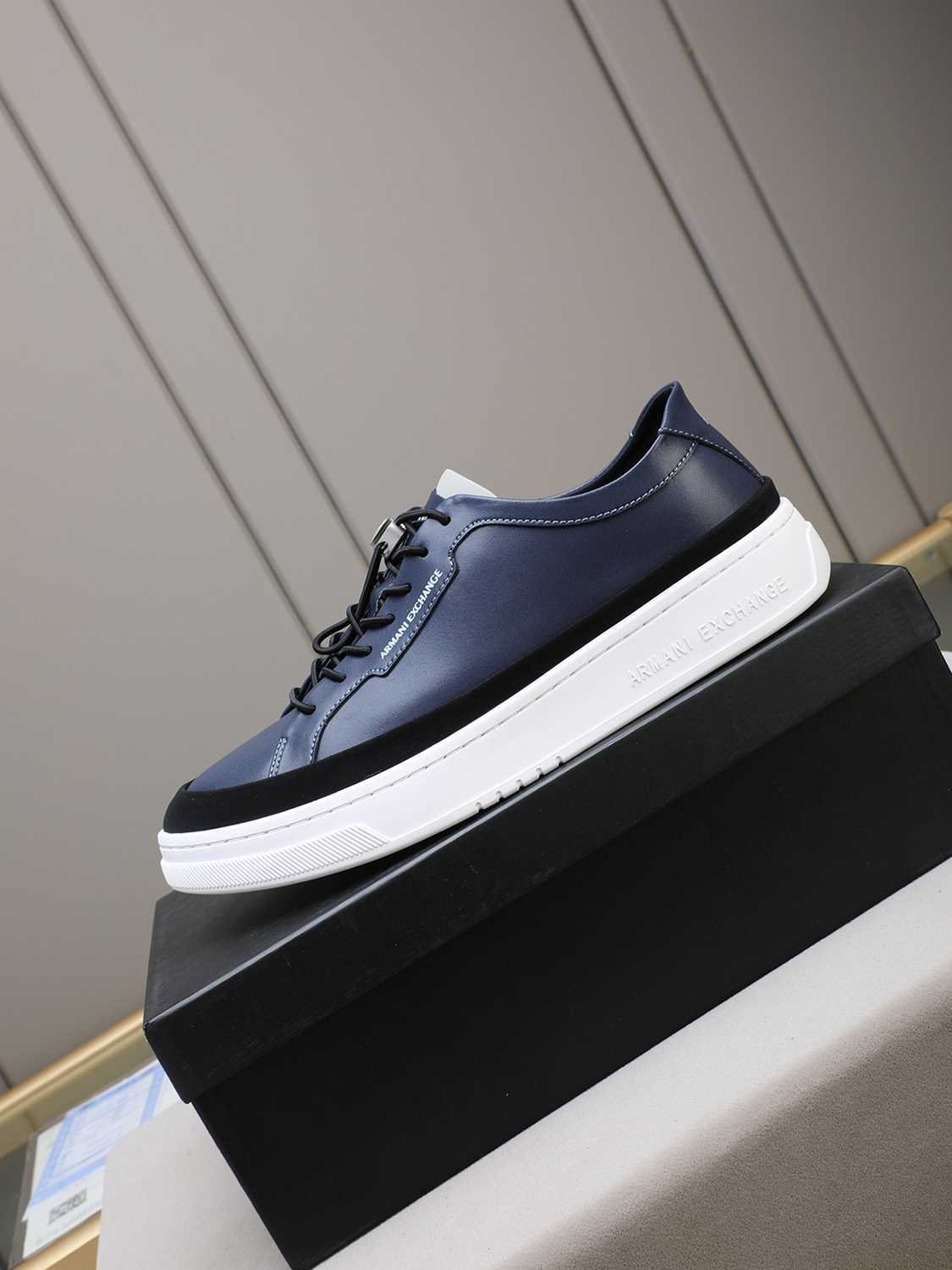 Armani Men’s GIORGIO logo Casual Sneakers Colorway 8 1308230-8