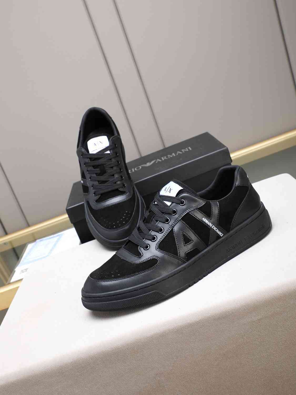 Armani Men’s GIORGIO logo Casual Sneakers Colorway 7 1308230-7