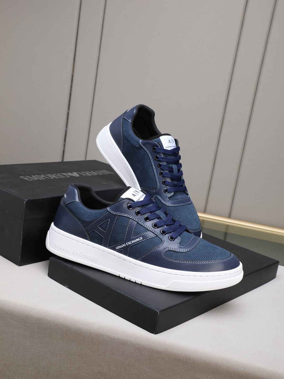 Armani Men’s GIORGIO logo Casual Sneakers Colorway 5 1308230-5