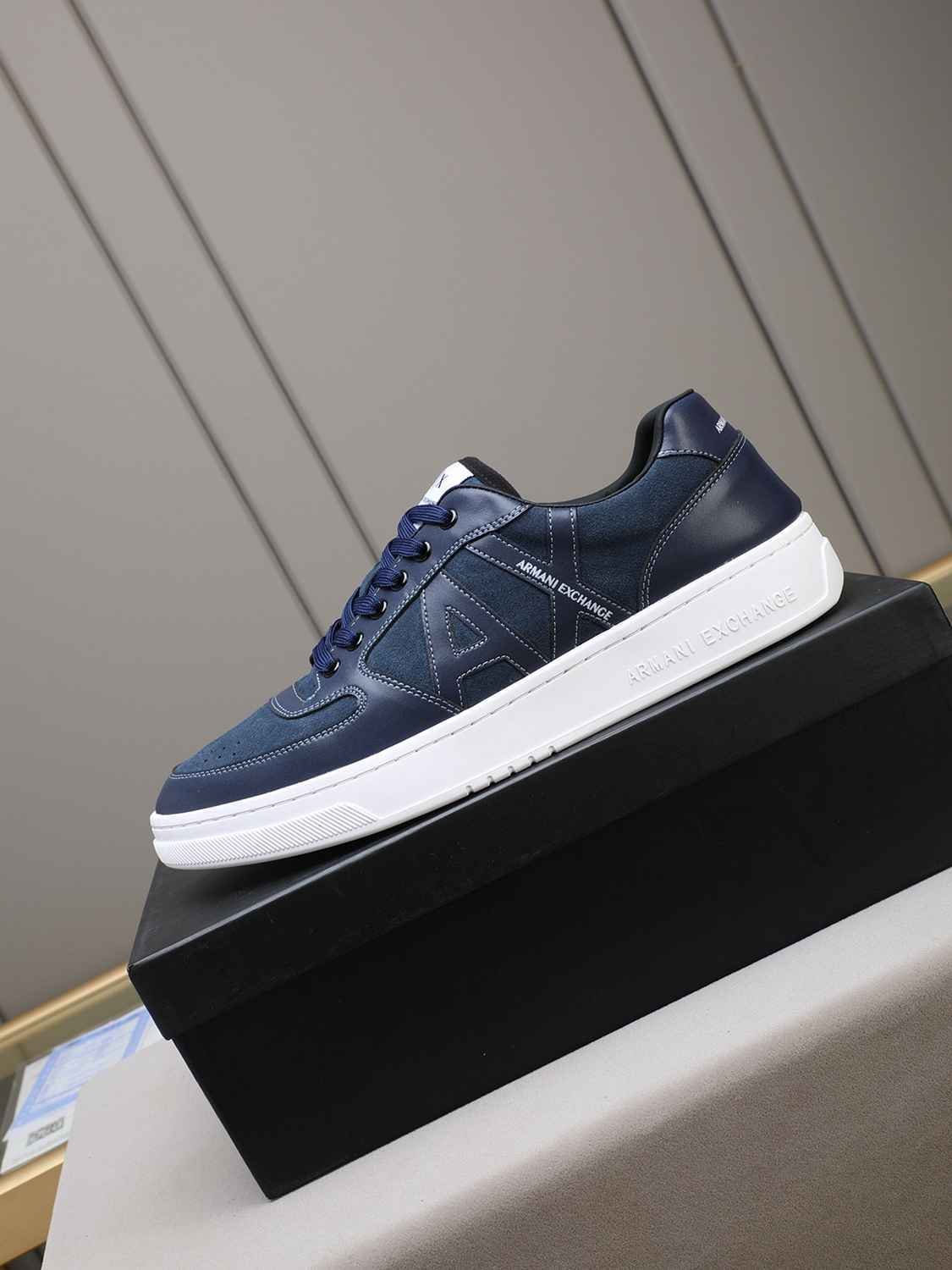 Armani Men’s GIORGIO logo Casual Sneakers Colorway 5 1308230-5