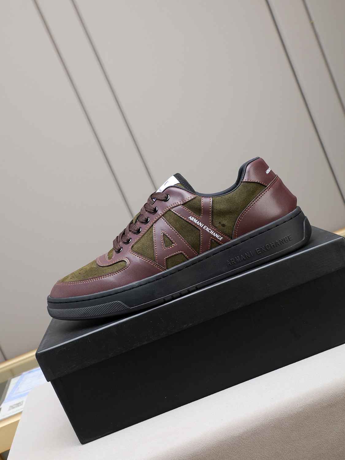 Armani Men’s GIORGIO logo Casual Sneakers Colorway 4 1308230-4