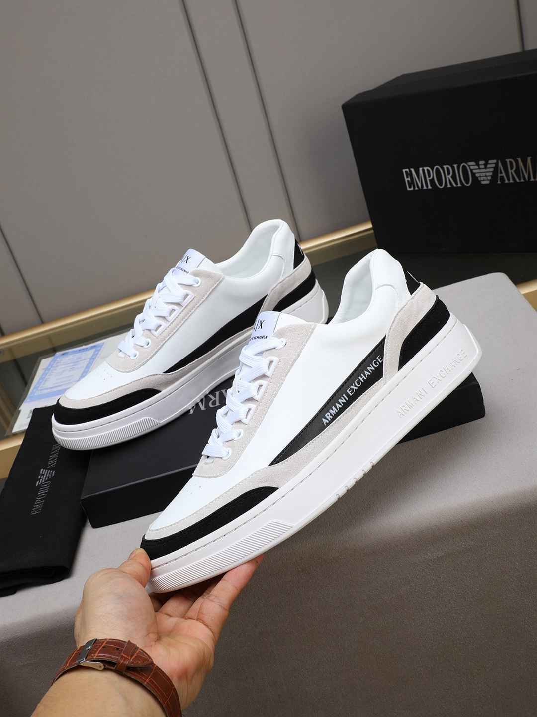Armani Men’s GIORGIO logo Casual Sneakers Colorway 2 1308230-2