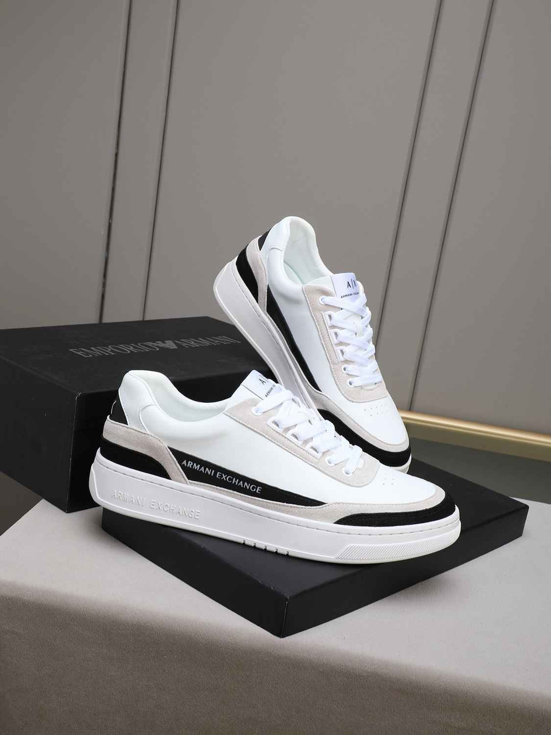 Armani Men’s GIORGIO logo Casual Sneakers Colorway 2 1308230-2