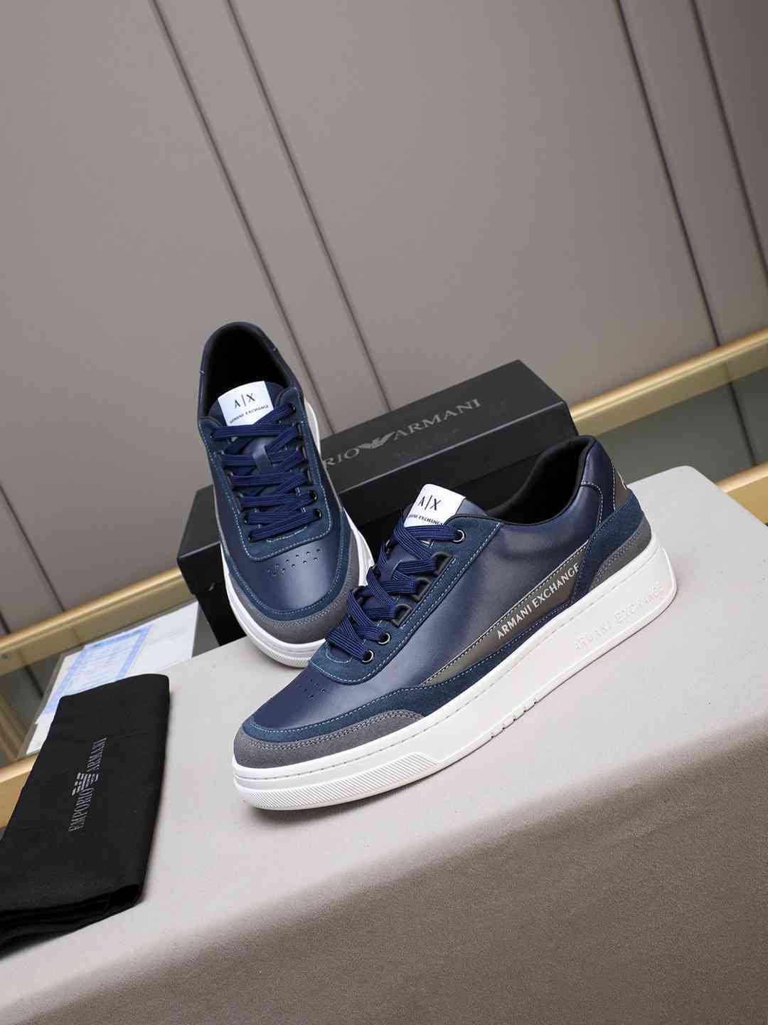 Armani Men’s GIORGIO logo Casual Sneakers 1308230