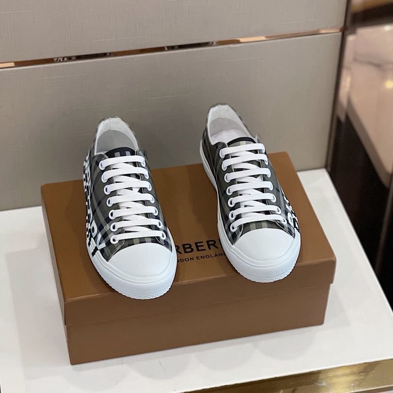 Burberry Men's Vintage Sneakers Contrast 1628250