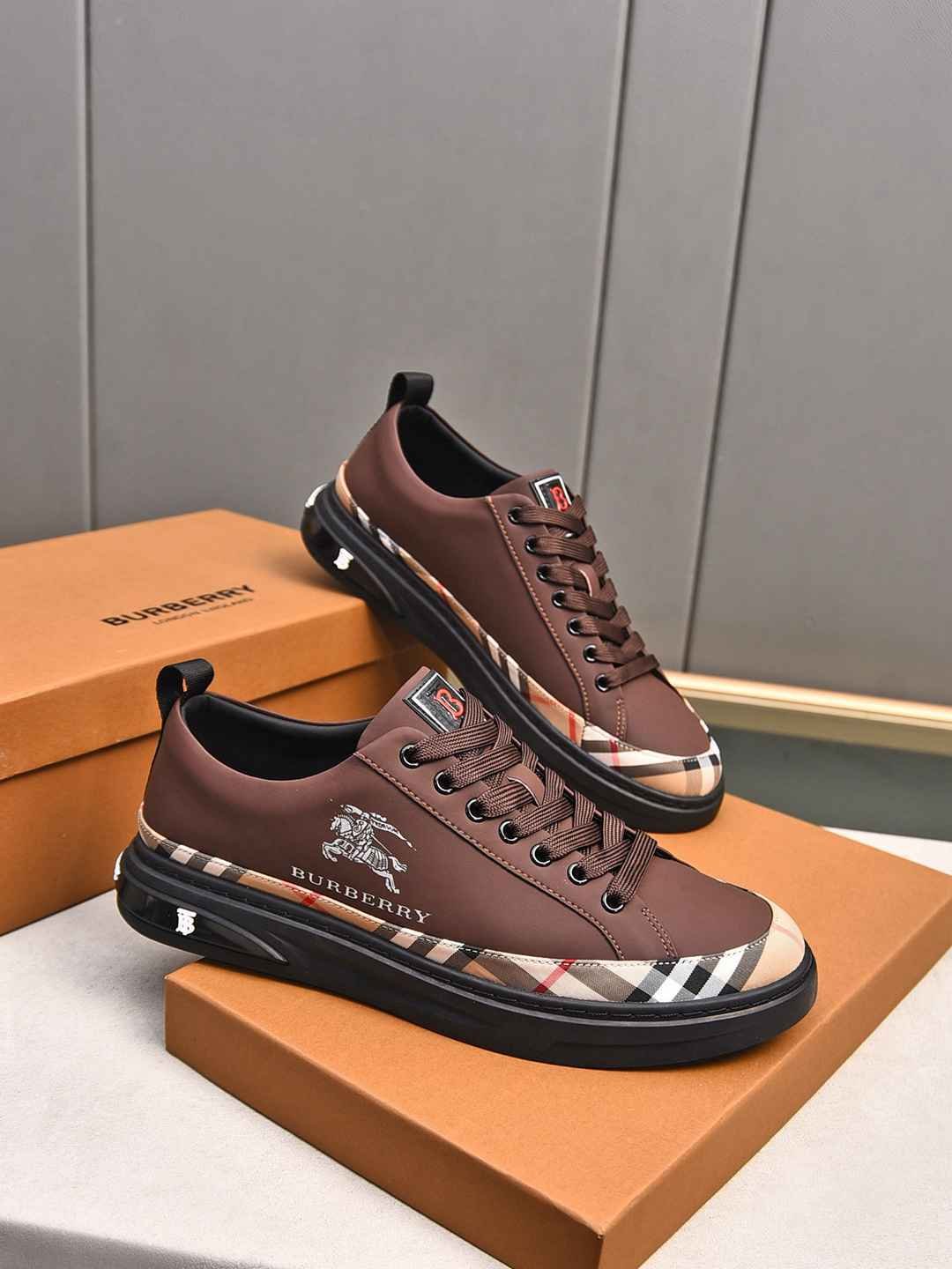 Burberry Men’s Leather Sneakers Colorway 8 1308220-8