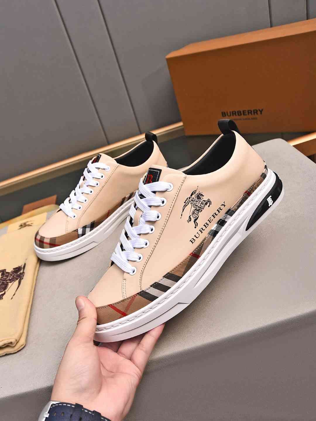 Burberry Men’s Leather Sneakers Colorway 7 1308220-7